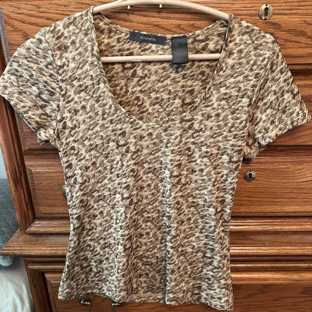 Dress-up Tee